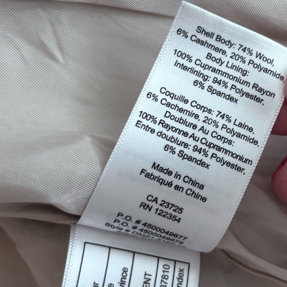 ARITZIA Babaton Portfolio Double Face Coat Grey Wool Cashmere Medium GUC - Picture 17 of 17